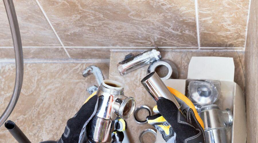 Professional gutter cleaning in Vassar, KS